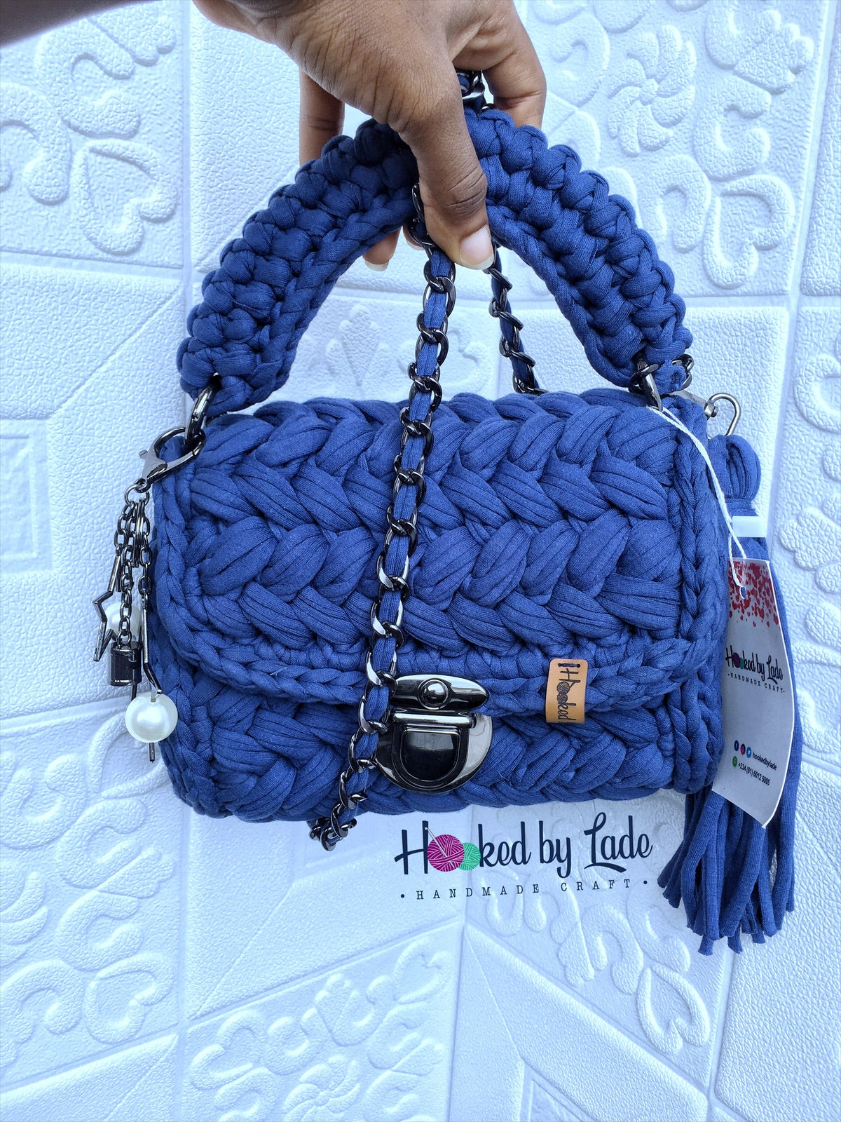 Clutch Crochet Bag | Comfort Crochet Bag | Hooked by Lade