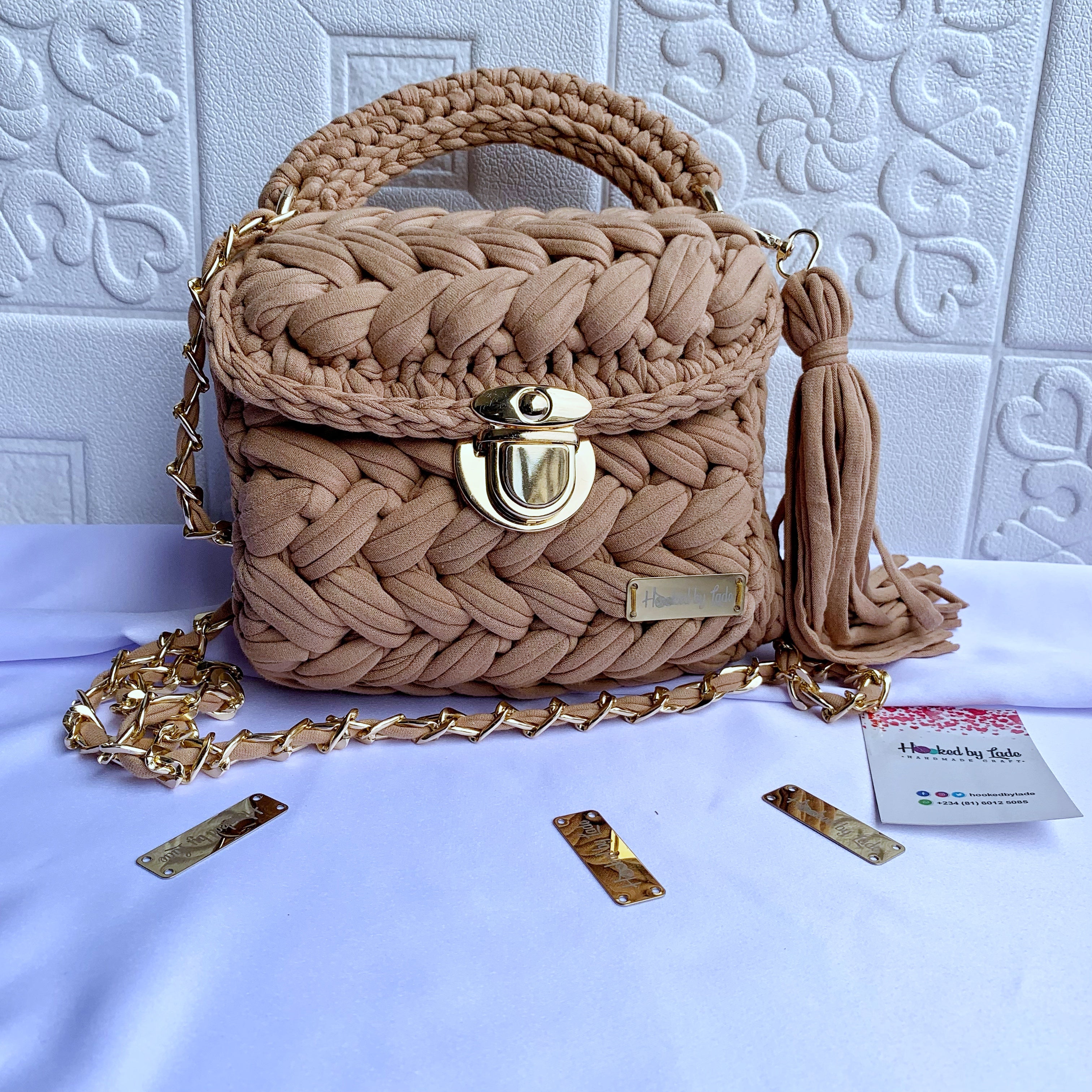 Clutch Crochet Bag | Comfort Crochet Bag | Hooked by Lade