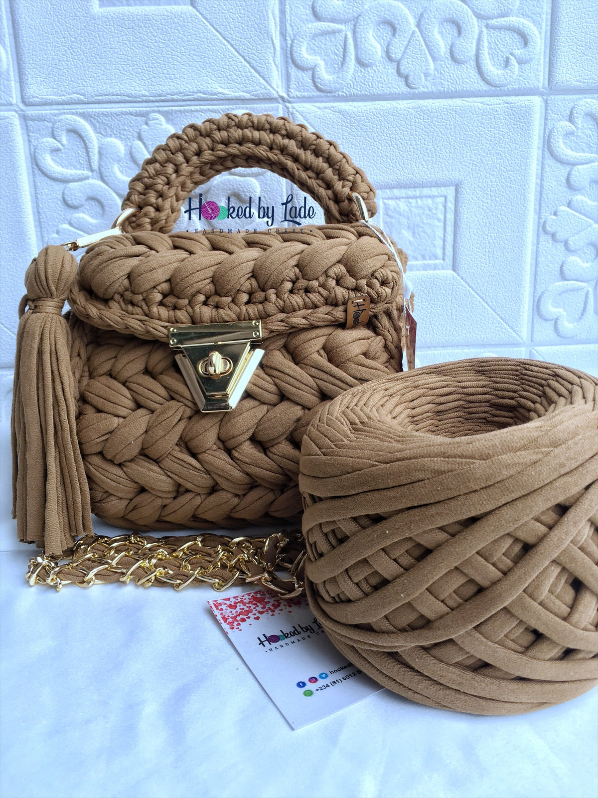 Clutch Crochet Bag | Comfort Crochet Bag | Hooked by Lade