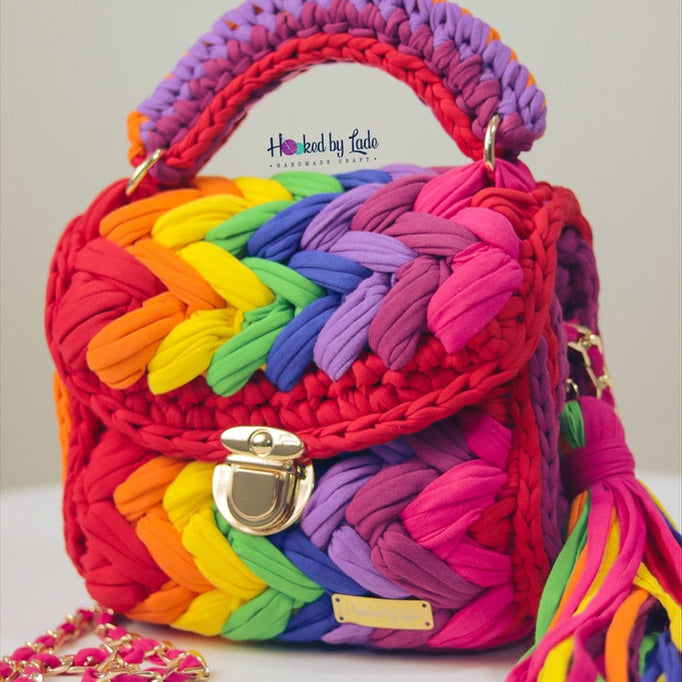 CUSTOMIZE YOUR CROCHET BAGS